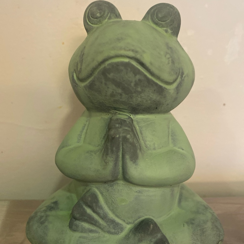 Tranquil Buddha Frog Sculpture in Calming Meditating Green Froggy